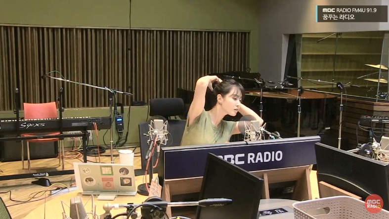 996E2E415EB432452C5D79