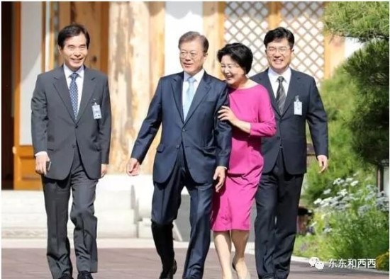 예쁘고 부유했던 아가씨는 난세에서 가난한 남자와 사랑을 맹세했다 | 인스티즈