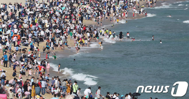 북적이는 해운대 | 인스티즈