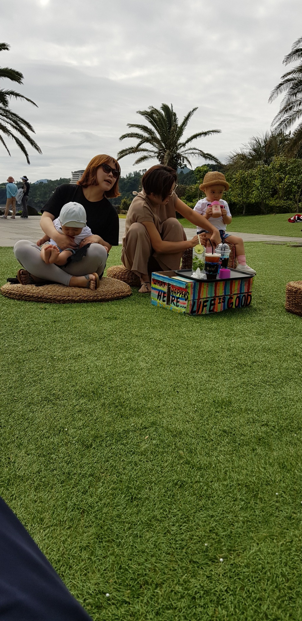 더블클릭을 하시면 이미지를 수정할 수 있습니다