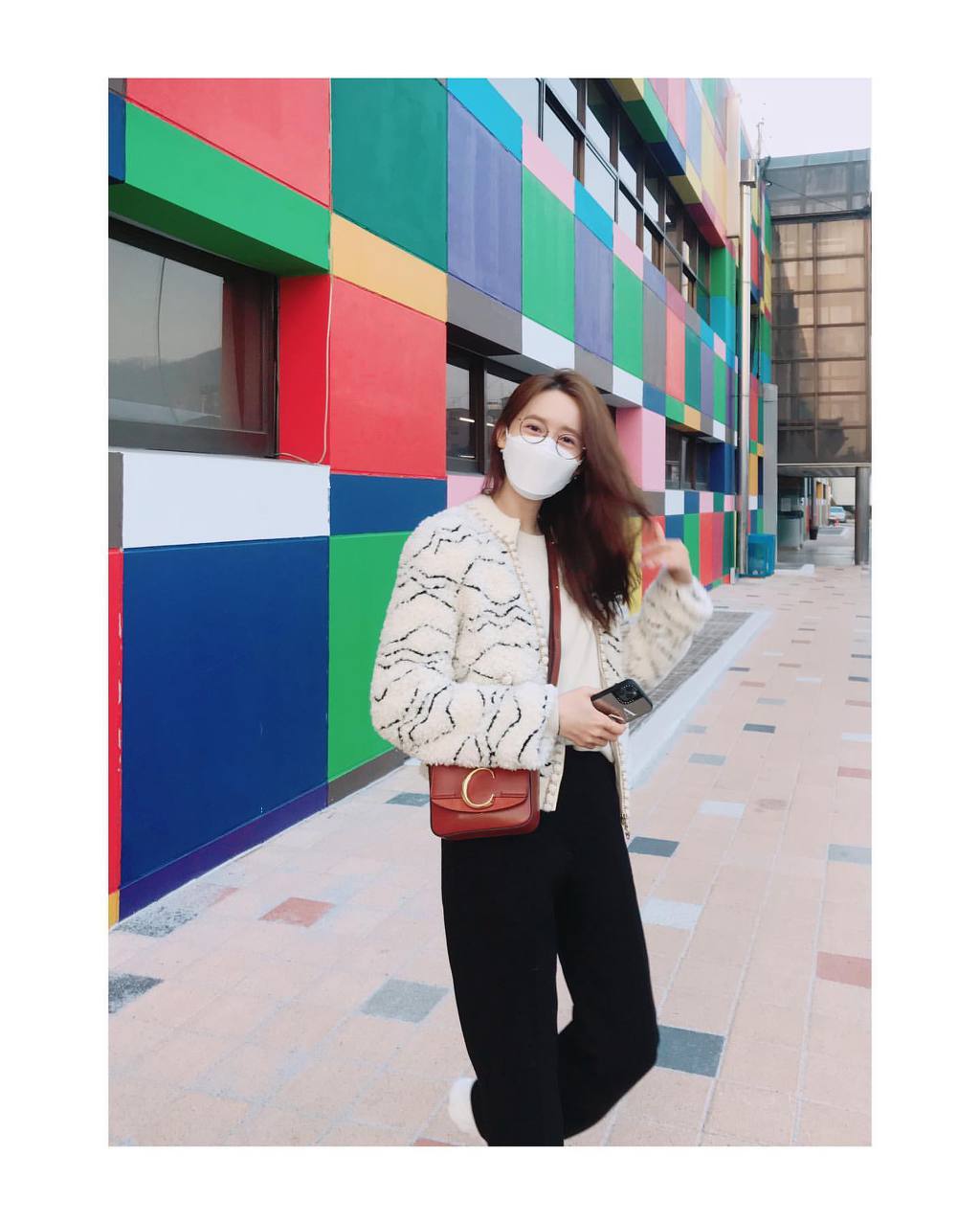 997DAD4C5E766788065D90