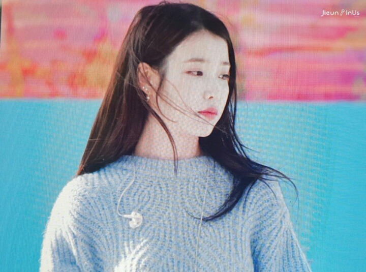 오늘자 는 아이유 프리뷰... | 인스티즈