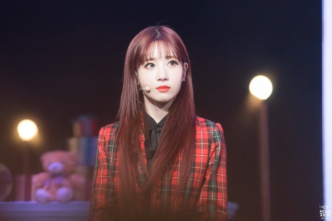 [러블리즈] 퇴근하고 맥주 마시러 갈지 커피 마시러 갈지 고민이 되서 지애 | 인스티즈