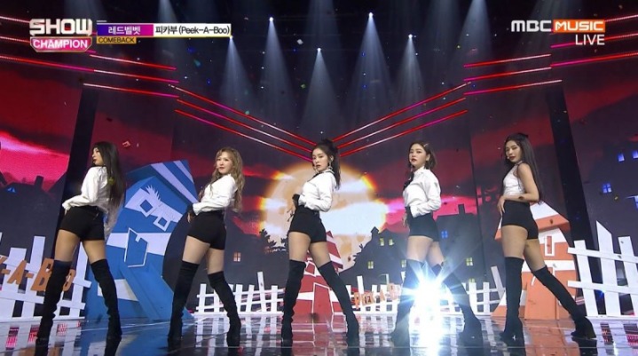 레드벨벳 11월 22일 쇼챔 무대.gif | 인스티즈