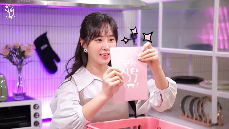 9984FE3A5EEA31DC03C27D