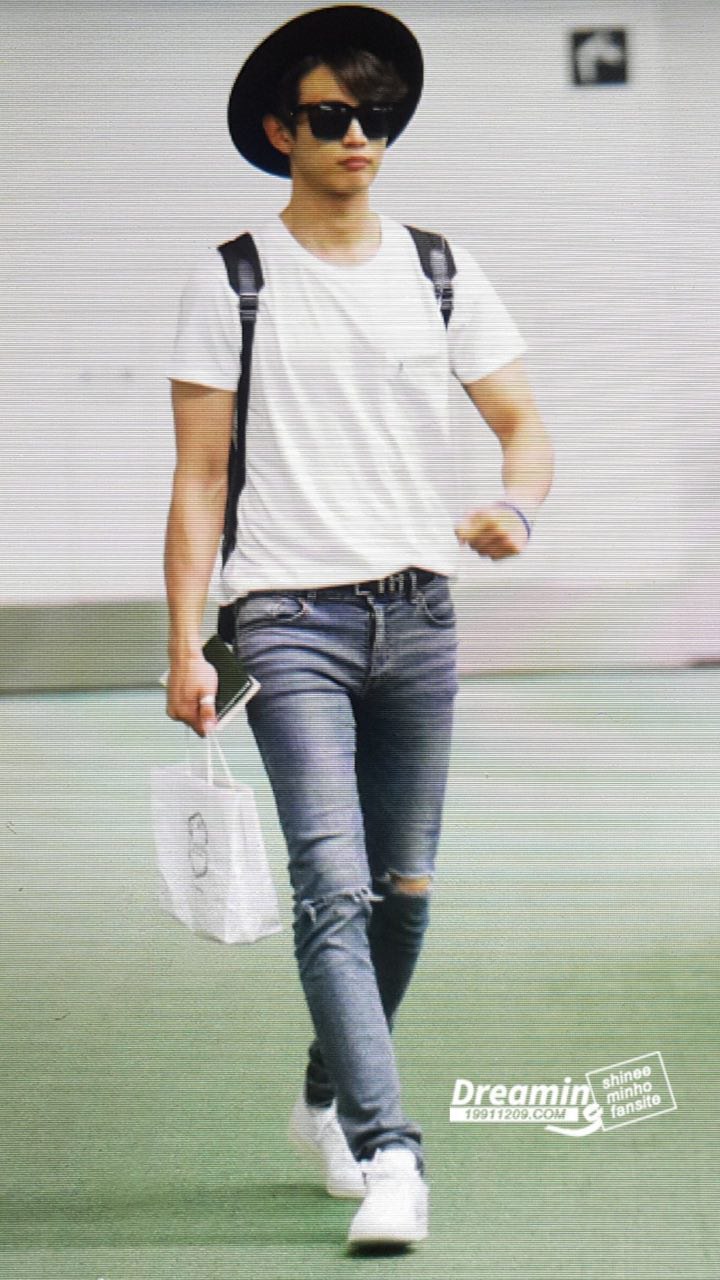 [샤이니] 화이트티셔츠를 입은 민호 | 인스티즈
