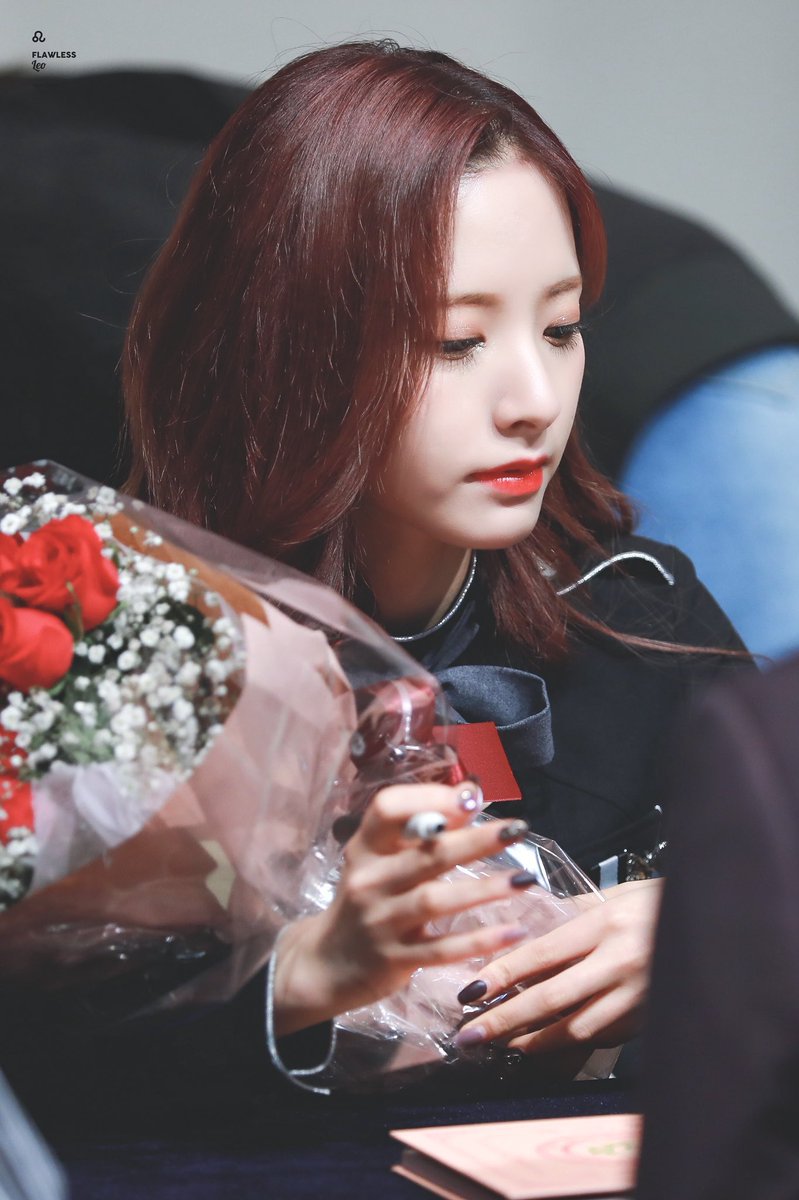 또다른 아이돌 얼굴천재 우주소녀 보나.jpg | 인스티즈