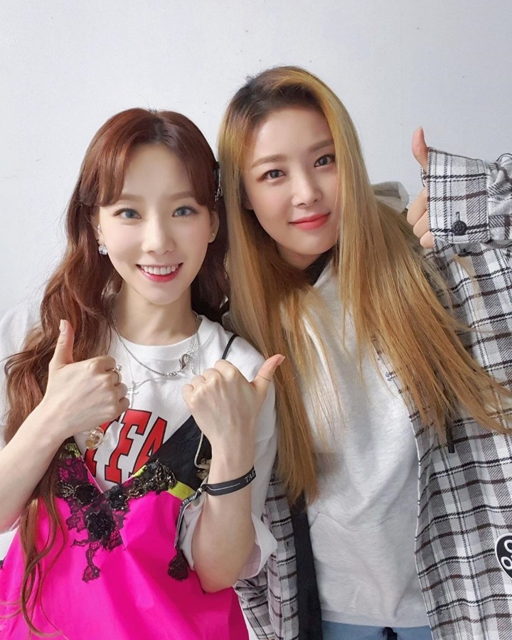 올 한해 어땠냐는 팬의 질문에 힘들었다고 솔직히 털어 놓는 태연 .jpg | 인스티즈