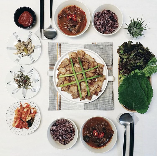 집밥 먹기 위해서라도 칼귀가 할 수 밖에 없는 흔한 아내분의 밥상 | 인스티즈
