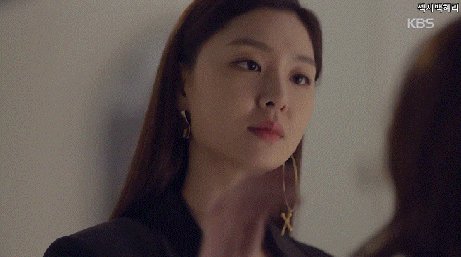 [고르기] 일방적 사랑에 지쳐 떠나겠다는 연하남을 붙잡는 연상녀 조합 고르기 | 인스티즈