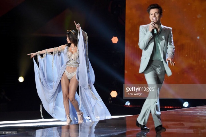 빅토리아 시크릿 패션쇼 2017.jpg | 인스티즈