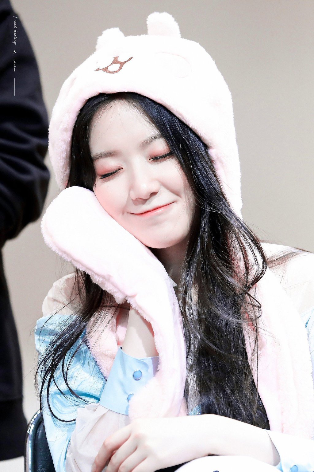 (여자)아이들의 비쥬얼담당 백설공주 슈화.jpgif (311장) | 인스티즈