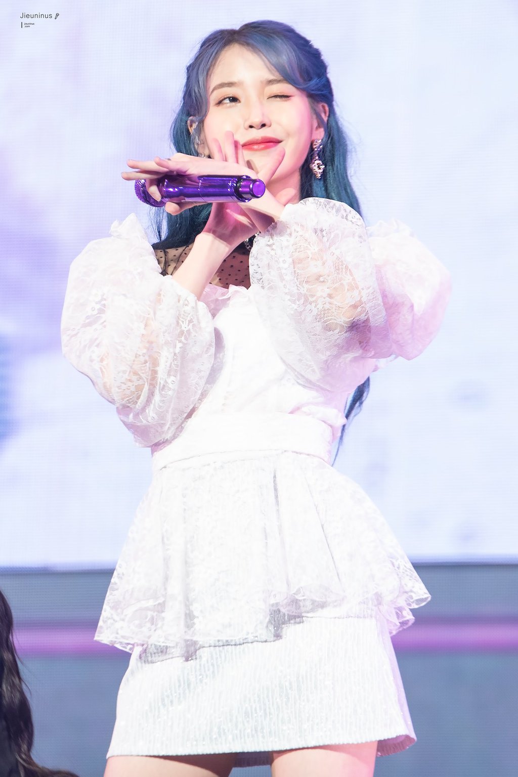 아이유 부산콘서트 아이유.jpg | 인스티즈