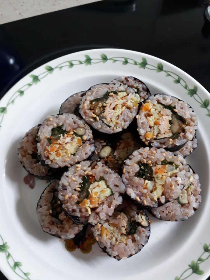 단무지김밥 이미지