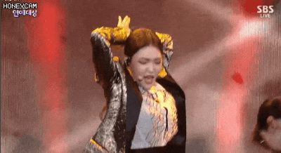 청하 무대보고 좋아하다 걸린 백종원.gif | 인스티즈