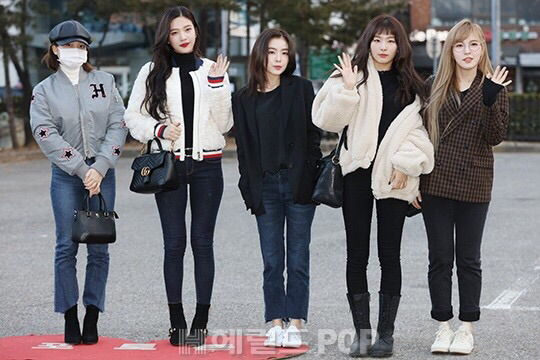 아침부터 예쁜 레드벨벳 조이 출근길.jpg | 인스티즈