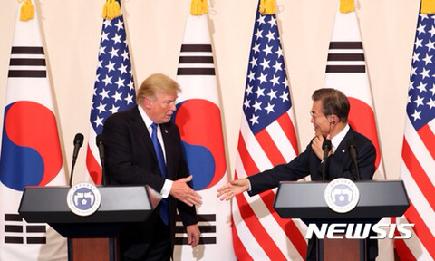 문재인 대통령과 트럼프의 공동기자회견.jpg | 인스티즈