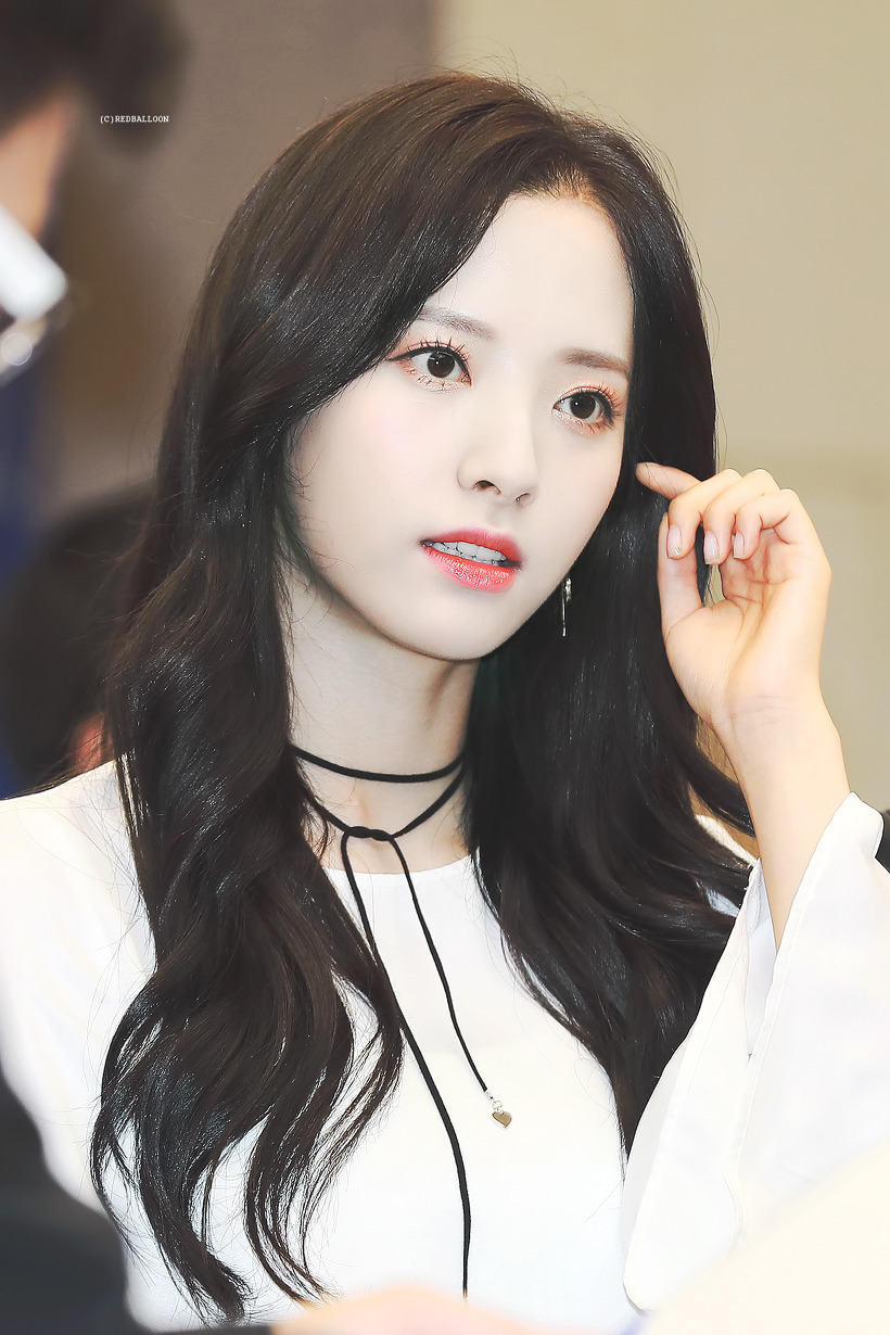 17시즌 우주소녀 보나의 미모.jpg | 인스티즈