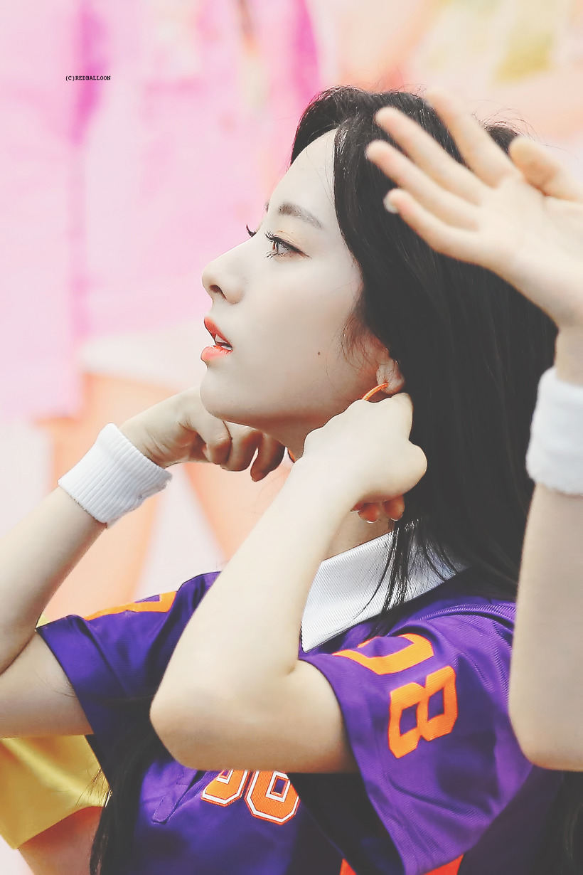 우주소녀 보나의 옆모습 ㄷㄷ | 인스티즈