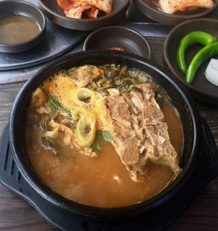 뼈다귀해장국 이미지