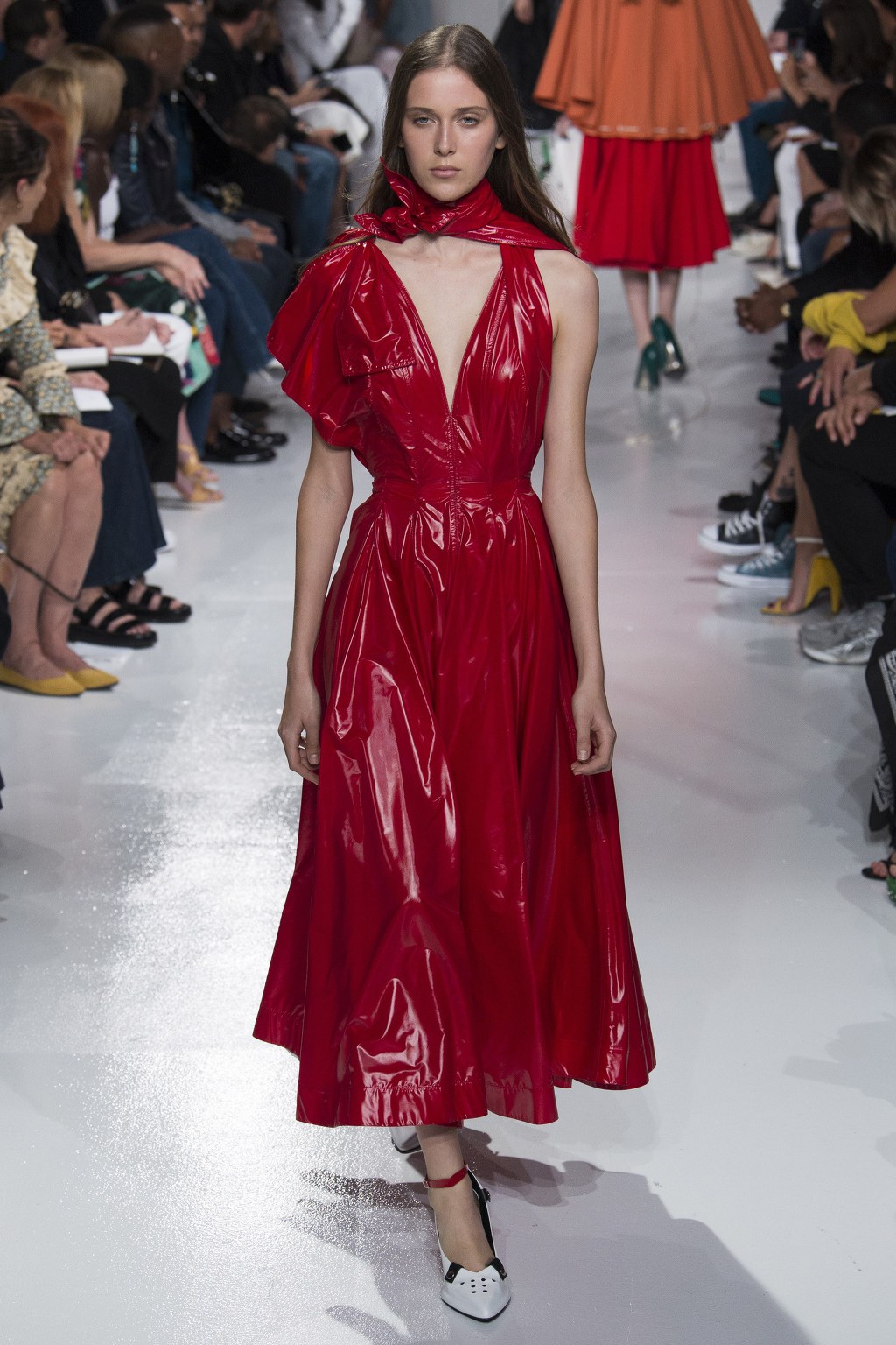 Calvin Klein by 라프 시몬스 2018 S/S 컬렉션 | 인스티즈